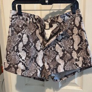 Women’s Snake Print Shorts - Brown/White